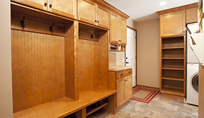 Apple Valley Mudroom & Laundry Remodel