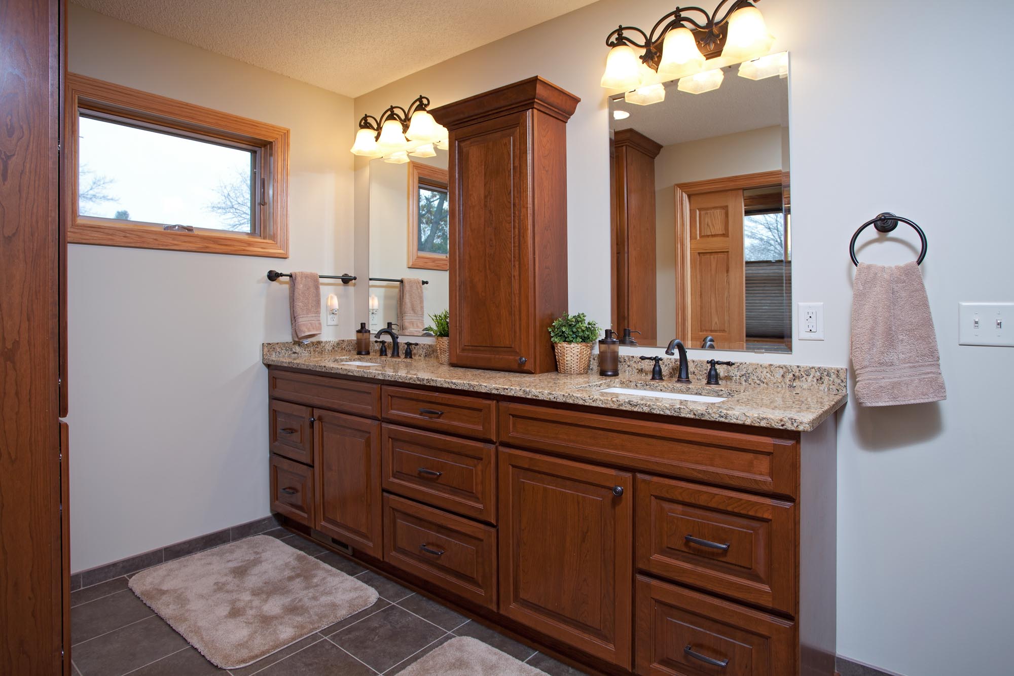 Bloomington En Suite Remodel