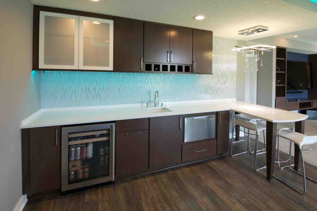 5 Enviable Basement Wet Bar Ideas - New Spaces