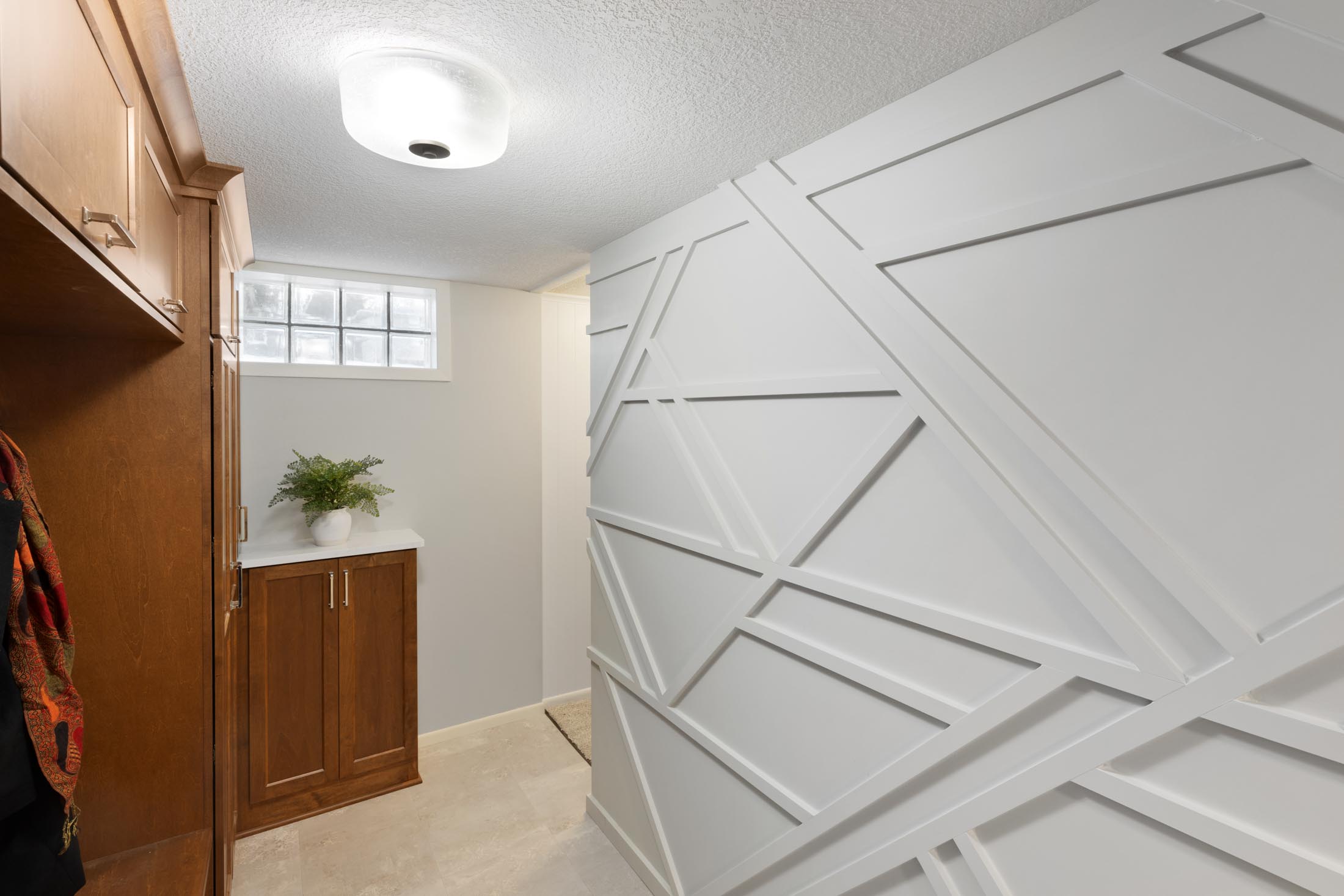 Edina 1960’s Rambler Mudroom & Bathroom Remodel